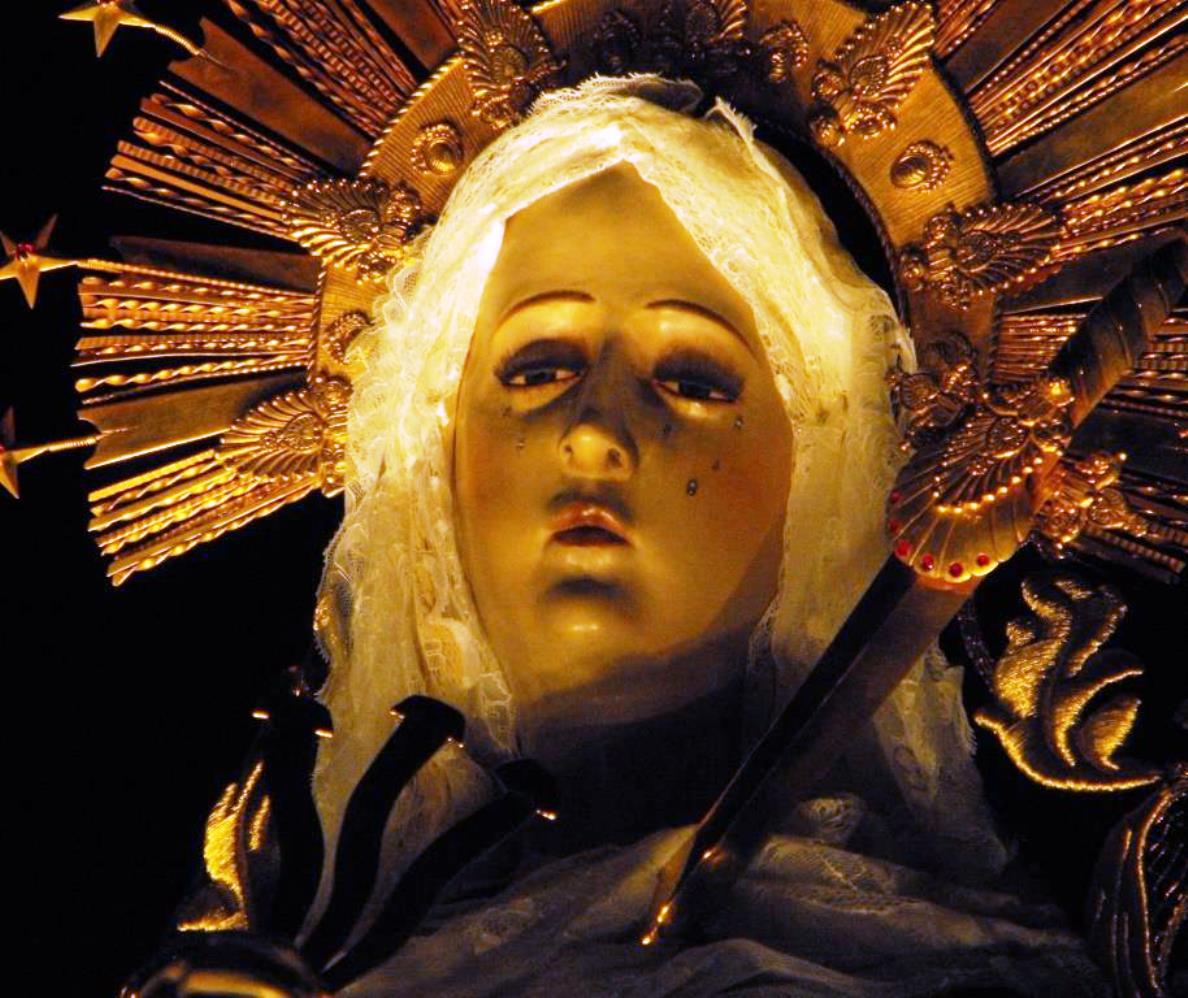 Mi novia perdió su comisión de honor con la Virgen de Soledad de Santo Domingo