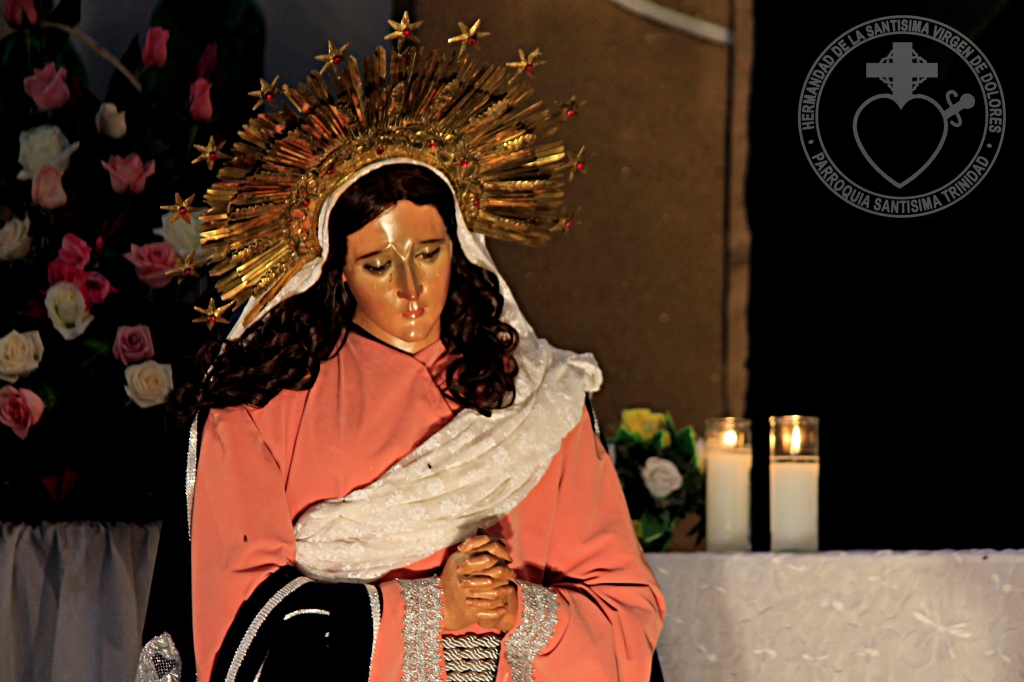 Fotos de la Virgen de Dolores en el Gallito zona 3, velación 2015