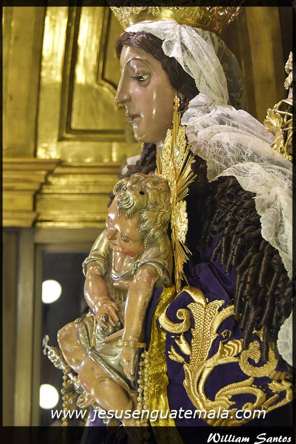 3 datos importantes en la Historia de la Virgen del Rosario de Santo Domingo
