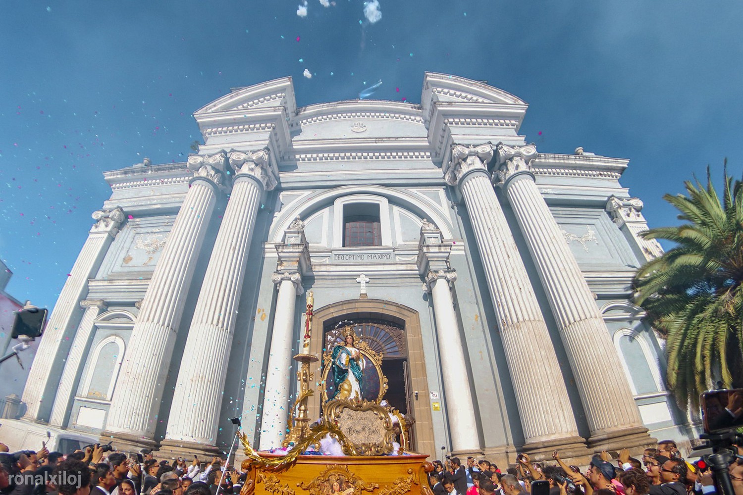 Procesión de Velas con la Inmaculada Concepción de San Francisco