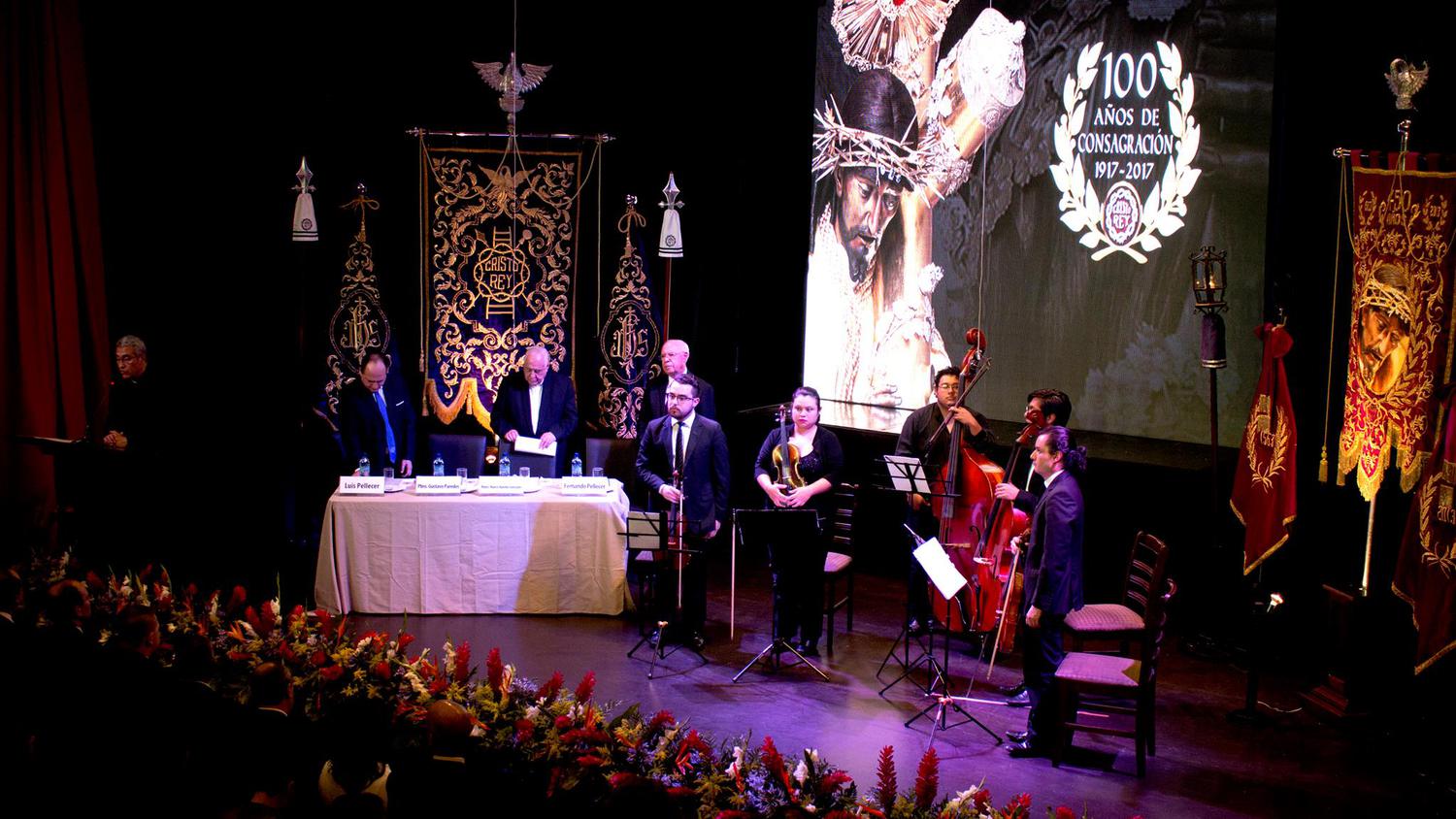 Presentacion centenario de consagracion Jesús de Candelaria (2)