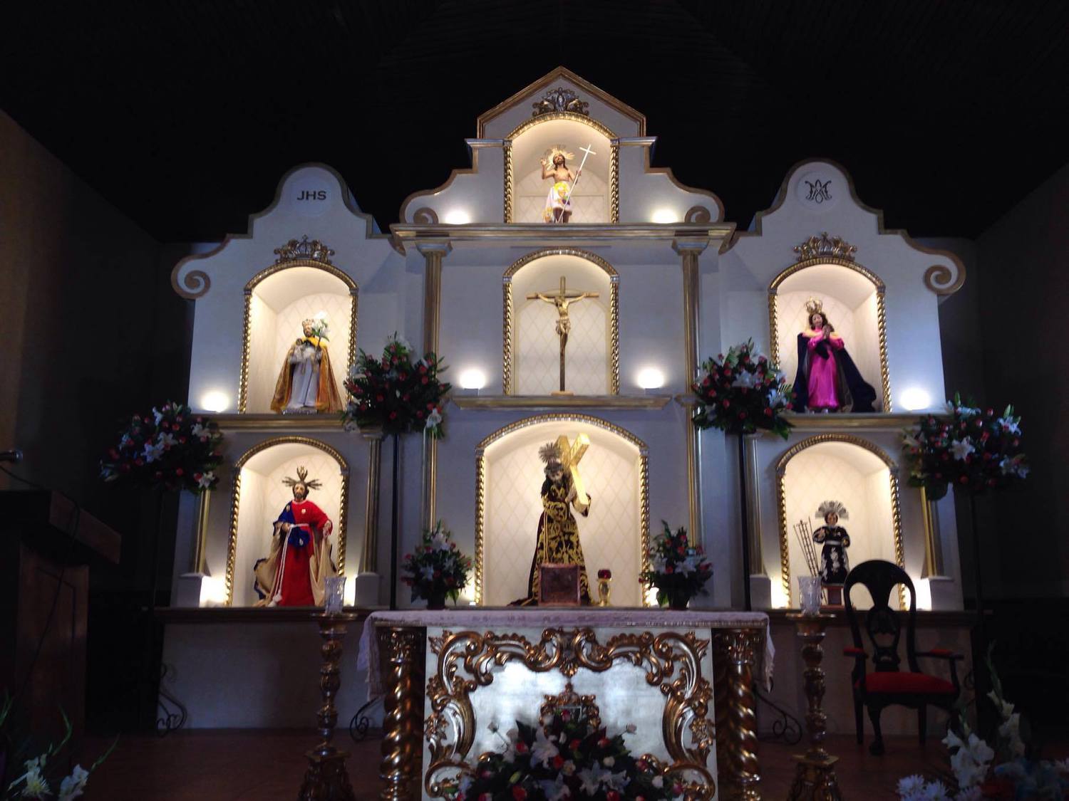 Nuevo retablo en la iglesia San Luis en Salcajá, Quetzaltenango