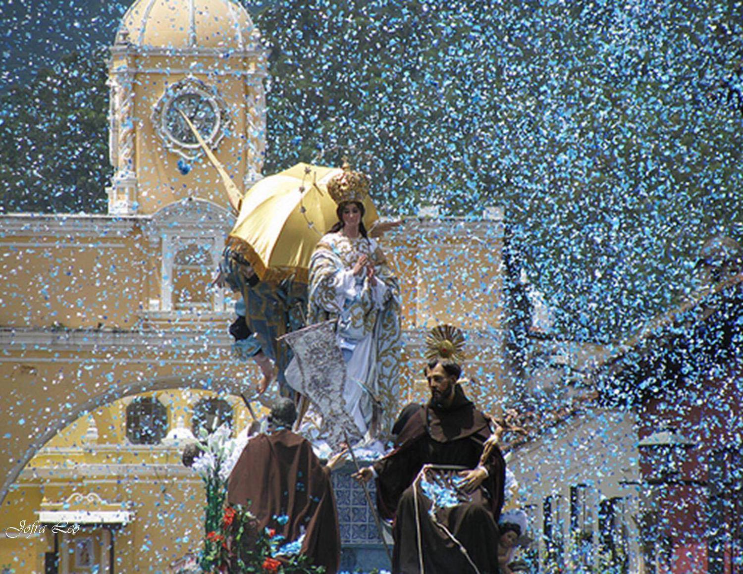 La Inmaculada Concepción de San Francisco visita Antigua Guatemala (3)