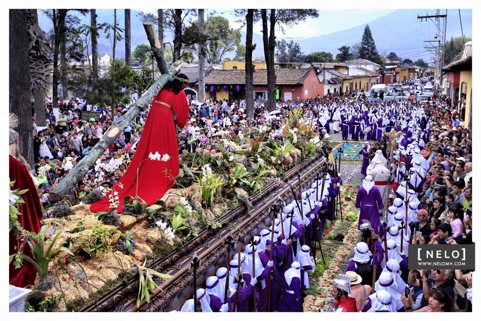 Lanza de Viernes Santo en La Merced de Antigua Guatemala