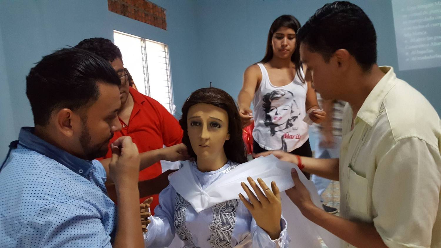 Cuarto taller sobre vestir imágenes: Santa Elena, Usulután.