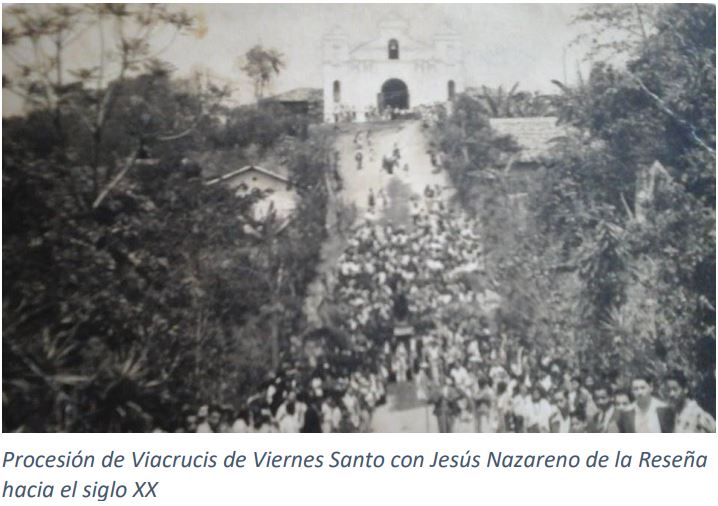 Procesión de viacrucis de Viernes Santo con Jesús Nazareno de la Reseña