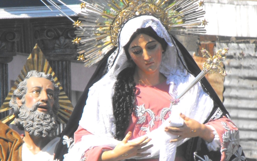 La réplica de la Virgen de Dolores de la Recolección y de Jesús de Candelaria