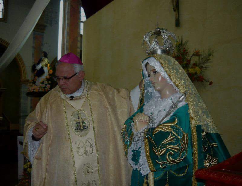 Consagración y Coronación de la Virgen de Dolores en San Marcos, la corona fue prestada por la parroquia, ya que pertenece a la Inmaculada Concepción, patrona de San Marcos