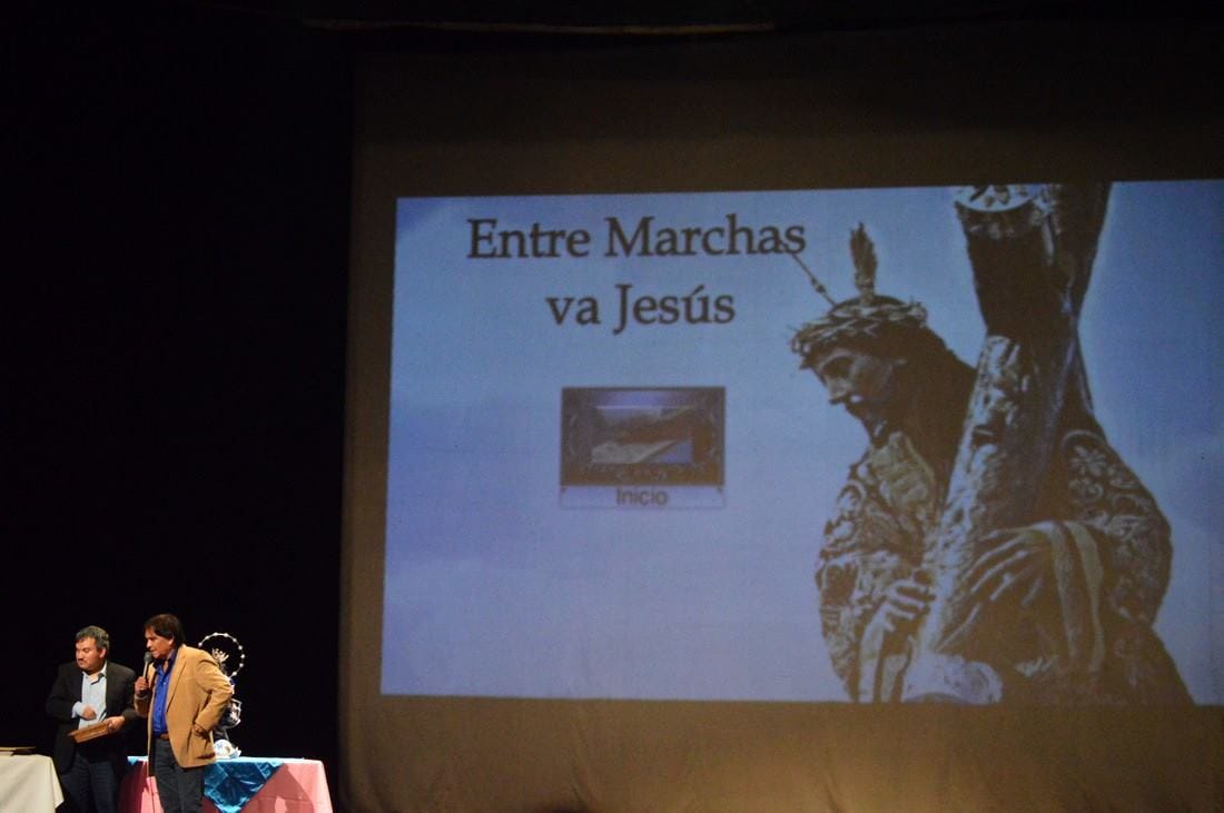 El DVD más completo de la Cuaresma y Semana Santa "Entre marchas va Jesús"