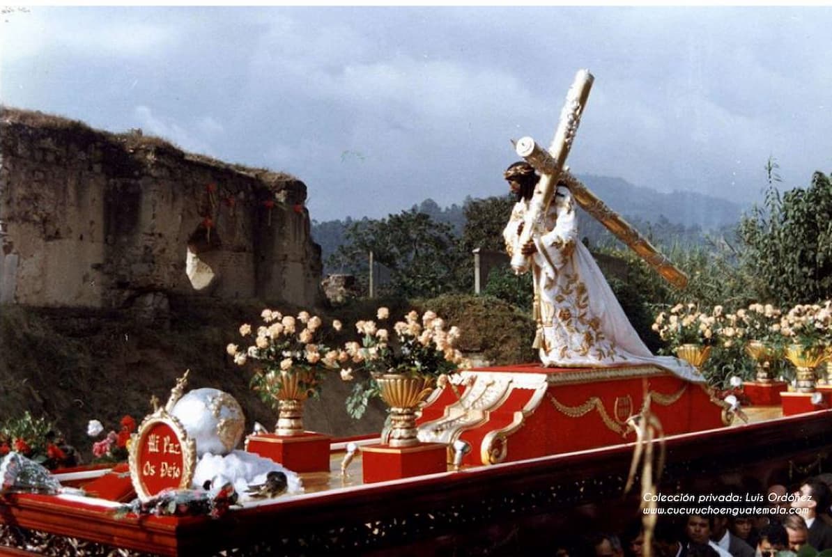Jesús de los Milagros visita Antigua Guatemala