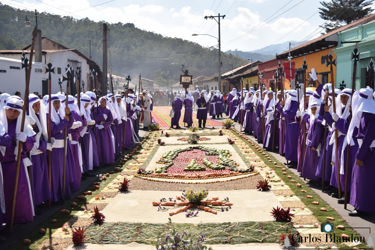 asociacion de hermandades de antigua guatemala
