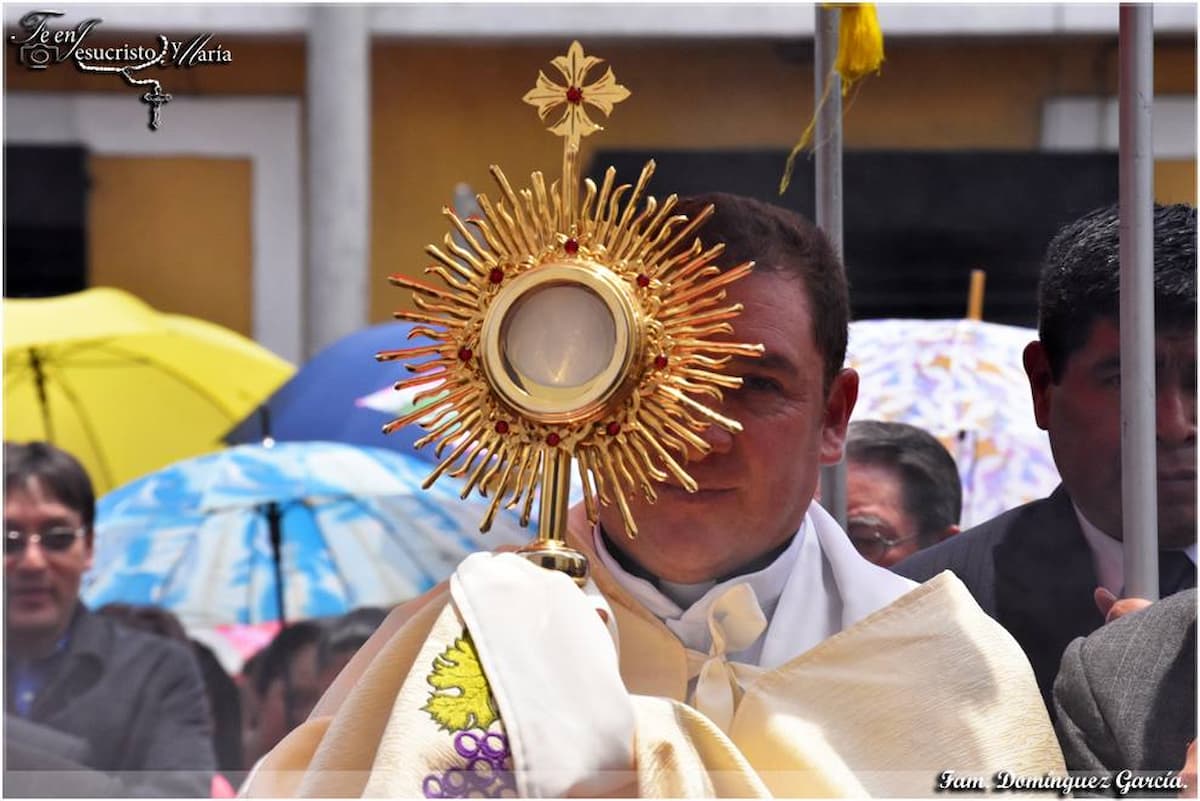 Procesiones de Corpus Christi en Quetzaltenango