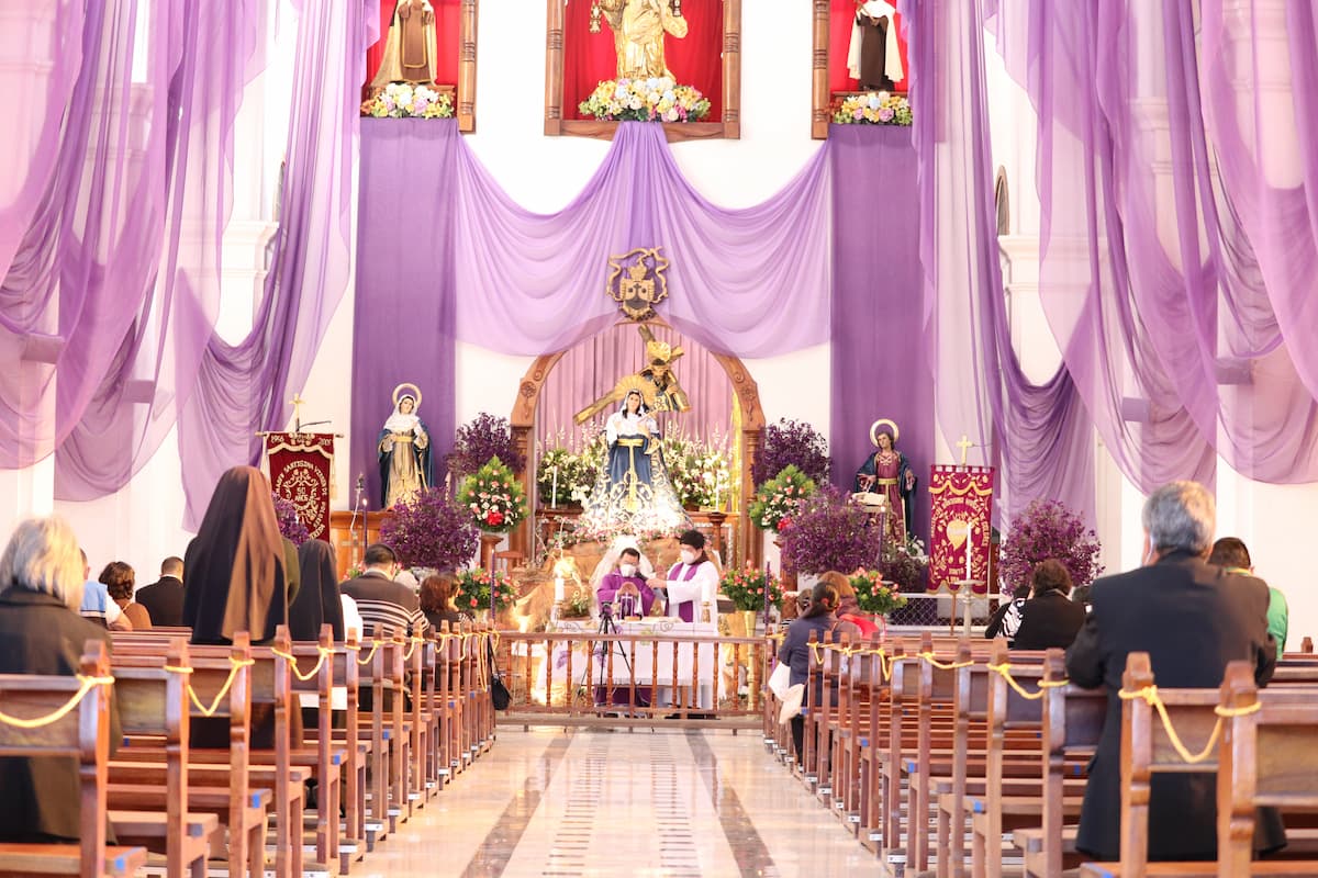 Rectoría de Santa Teresa de Jesús Ciudad Guatemala (1)