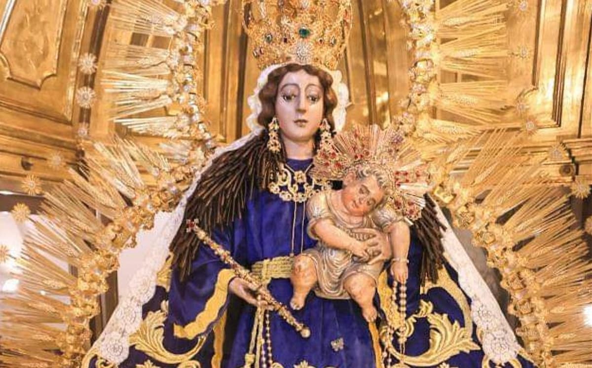 estreno de la Virgen del Rosario 2022 (1)