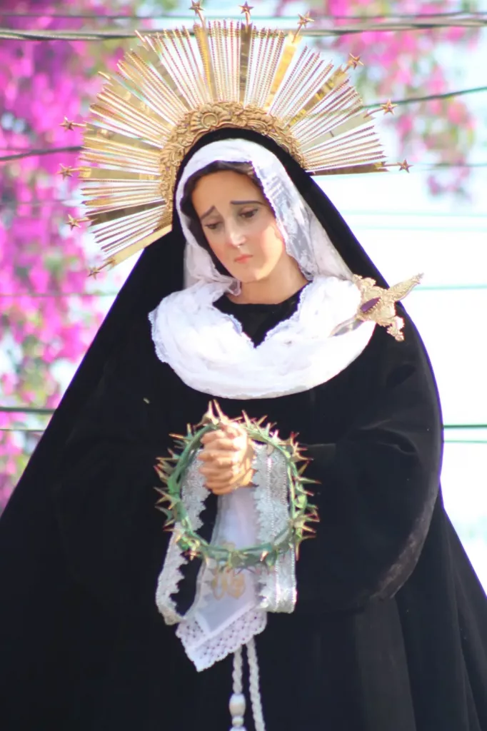 Recorrido de la procesión de pésame con la Virgen del Gallito Madre del Redentor