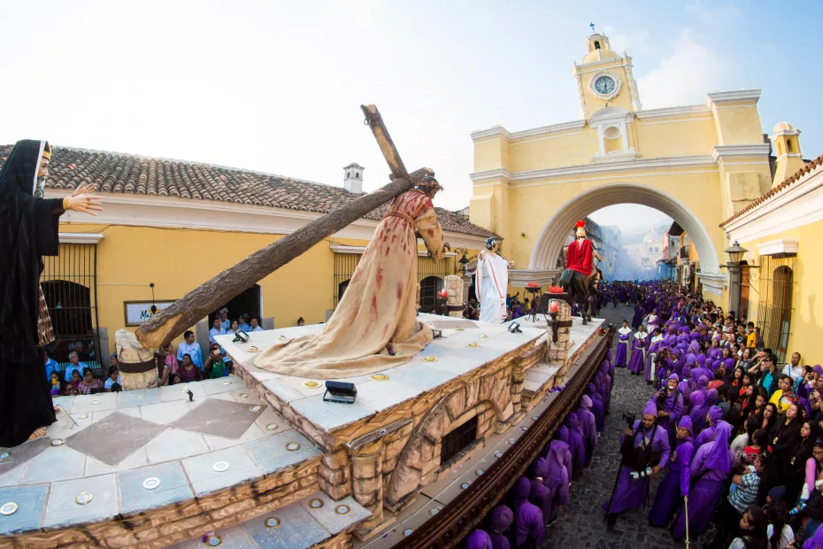 Adornos procesionales para Santa Ana Antigua Guatemala
