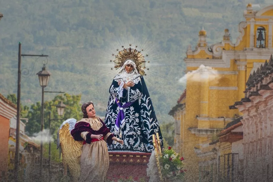 Recorrido Virgen de Soledad de San José Catedral en Antigua Guatemala